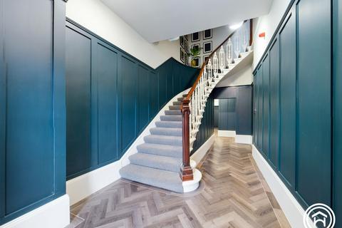 Flat 1, 2 Westercraigs, Glasgow, G31 2HZ