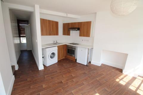 1 bedroom flat to rent - Gipsy Road, London SE27