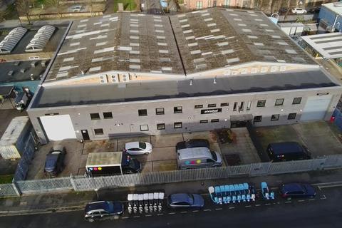 Industrial unit to rent, 4-5 Roslin Road, London, W3 8DH