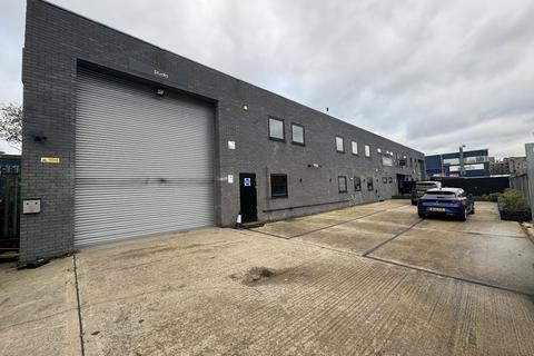 Industrial unit to rent, 4-5 Roslin Road, London, W3 8DH