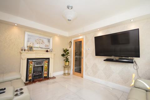 3 bedroom semi-detached house for sale - Mackets Lane, Woolton, Liverpool, Merseyside, L25
