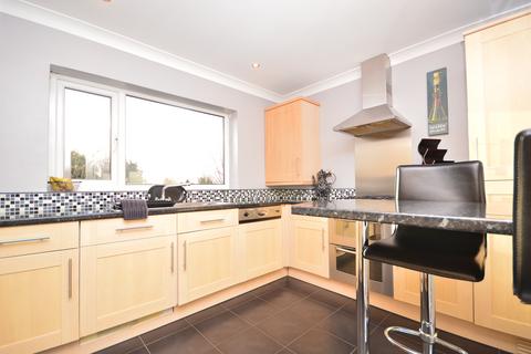 3 bedroom apartment for sale, Calders View Court, Mossley Hill, Liverpool, Merseyside, L18