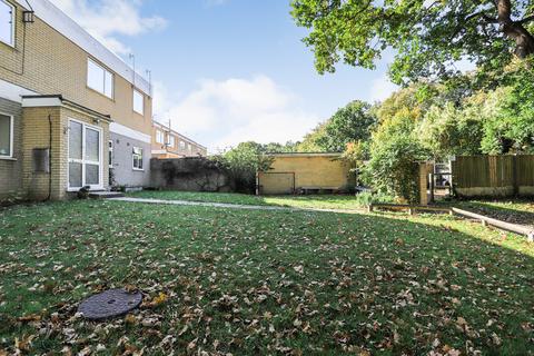 2 bedroom flat for sale - Saulfland Place, Highcliffe, Dorset. BH23 4QP