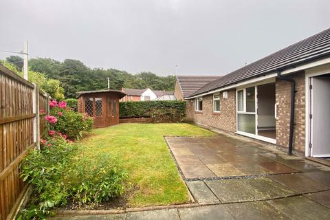 2 bedroom bungalow for sale - Mereview Crescent, Croxteth Park, Liverpool, Merseyside, L12