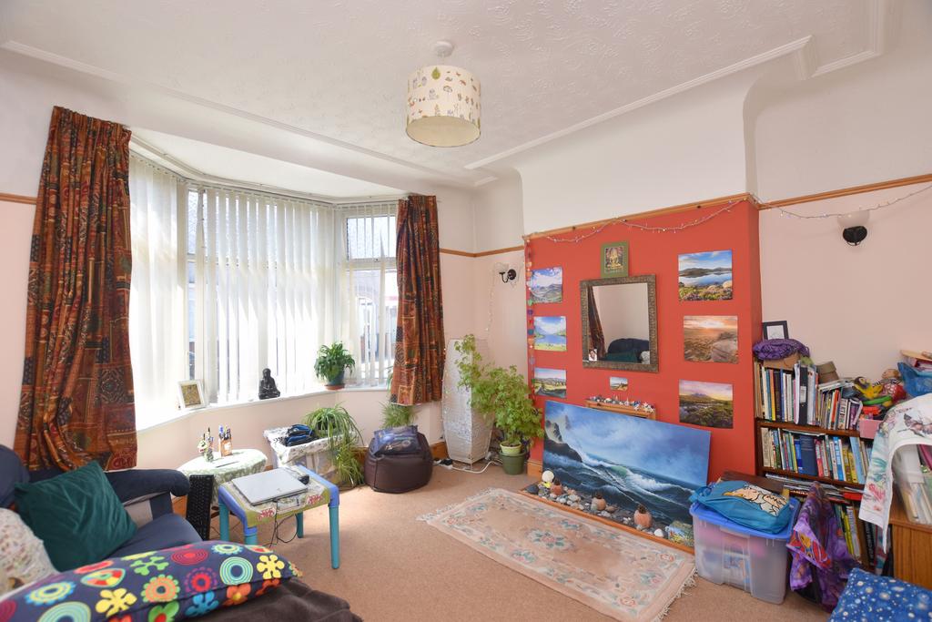 Grantley Road, Wavertree, Merseyside, L15 3 bed semidetached house for