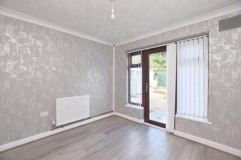 3 bedroom semi-detached house for sale - Thornton Road, Childwall, Liverpool, Merseyside, L16