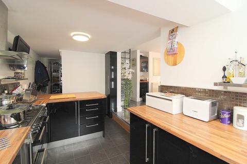 3 bedroom terraced house for sale - Verdala Park, Calderstones, Liverpool, Merseyside, L18