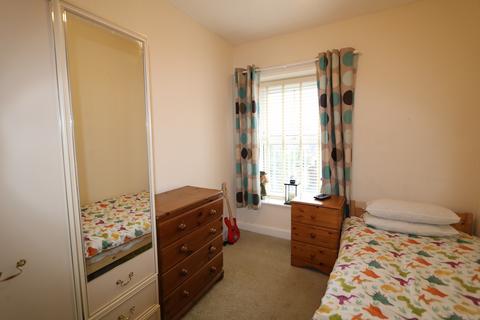 Dolffannog High Street, Tywyn, LL36 9AD