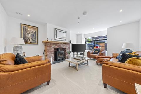 4 Sandfield Park, Wirral, CH60 9HX