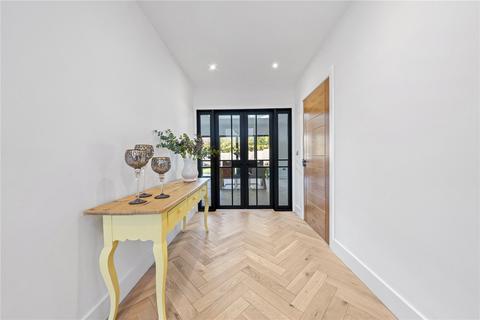 4 Sandfield Park, Wirral, CH60 9HX