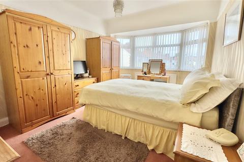 21 Fernlea Road, Heswall, Wirral, CH60 5SH