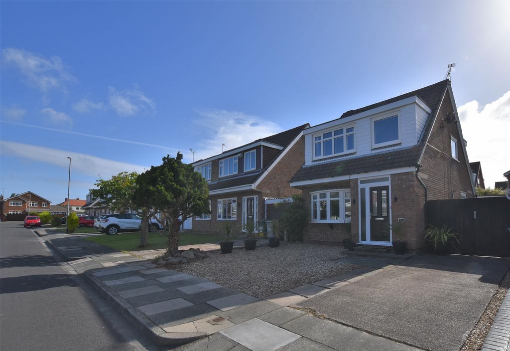 Sycamore Close, Saughall Massie, Wirral, CH49 3 bed detached house for