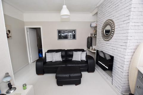 5 Apsley Avenue, Wallasey, CH45 5DS
