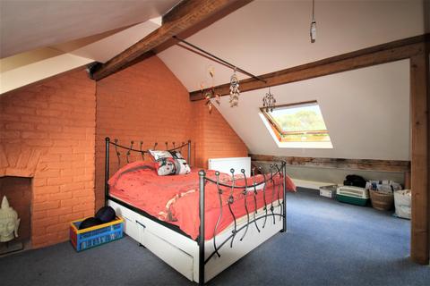 28 Ferndale Road, Hoylake, Wirral, CH47 3AU