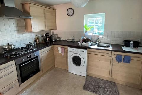2 bedroom flat for sale - Flat 3 Ivatt House, Blount Close, Crewe, Cheshire, CW1 3BJ
