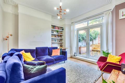 Flat 1, Bevington House, 23 - 25 Manor Road, Beckenham, BR3 5JB