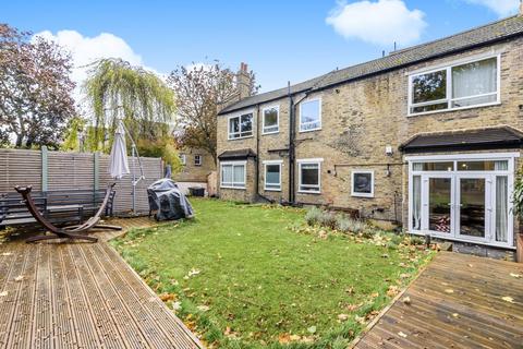 Flat 1, Bevington House, 23 - 25 Manor Road, Beckenham, BR3 5JB