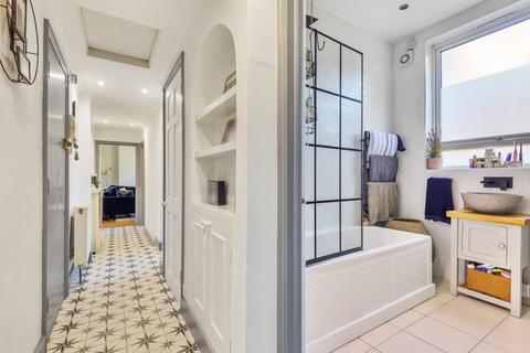 Flat 1, Bevington House, 23 - 25 Manor Road, Beckenham, BR3 5JB