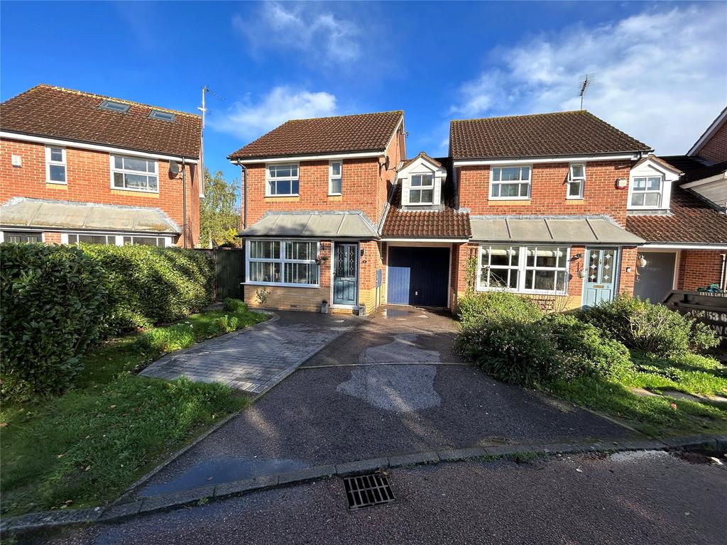 Wallcroft Close, Binfield, Bracknell, Berkshire, RG42 3 bed link