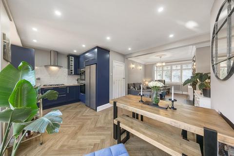 3 Ipswich Road, London, SW17 9RH