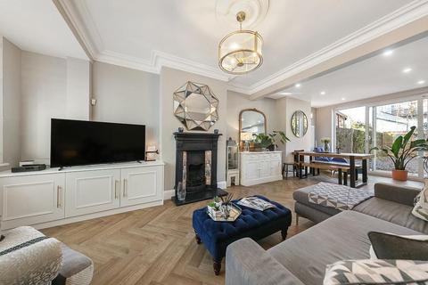 3 Ipswich Road, London, SW17 9RH