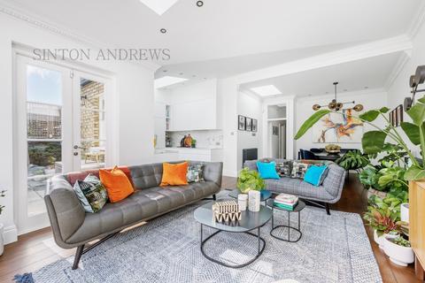 Flat 2, 7 Denbigh Road, London, W13 8QA
