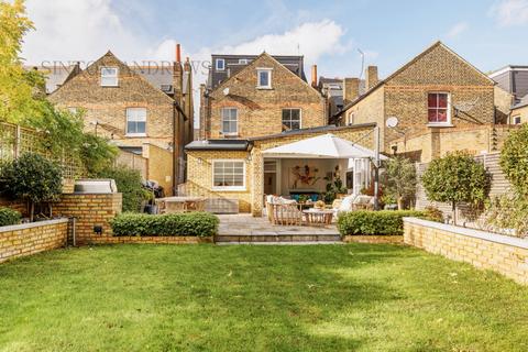 Flat 2, 7 Denbigh Road, London, W13 8QA
