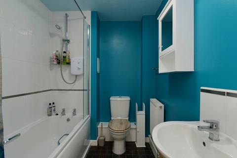 Flat 4, 2 Colonsay Way, Edinburgh, EH5 1FB