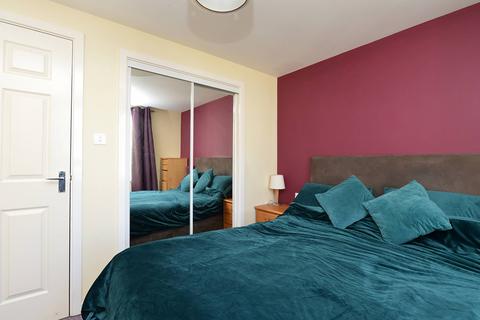 Flat 4, 2 Colonsay Way, Edinburgh, EH5 1FB