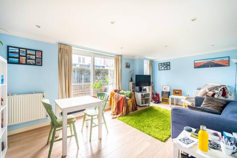 2 bedroom flat for sale - Lavender Hill, Battersea, London, SW11