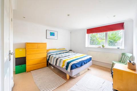 2 bedroom flat for sale - Lavender Hill, Battersea, London, SW11