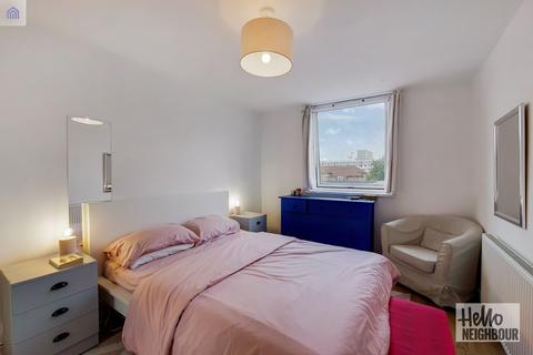 3 bedroom apartment to rent - Horle Walk, London, SE5