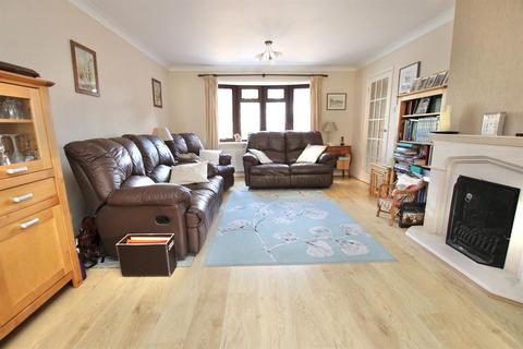 4 bedroom detached house for sale - Cliff Road, Birchington-on-Sea