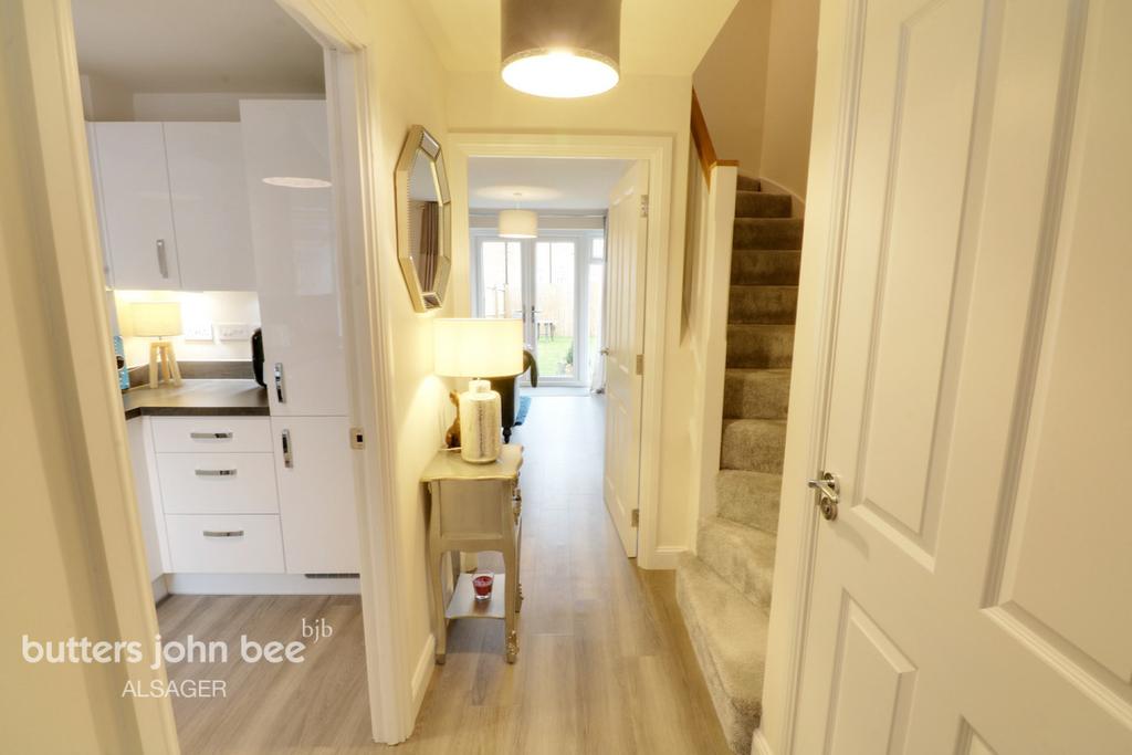 Cheshire Crescent, Alsager 2 bed semidetached house £210,000