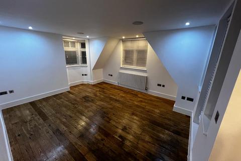 2 bedroom apartment for sale - Baston Road, Hayes, BR2
