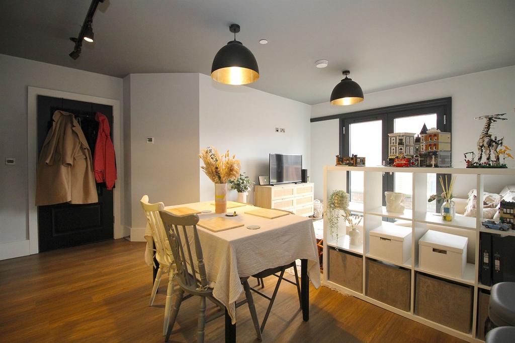 Lounge / Diner