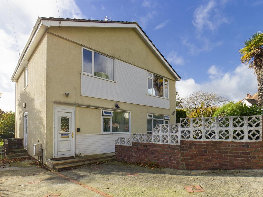 Mortimer Avenue, Preston, Paignton 2 bed apartment to rent £1,000 pcm