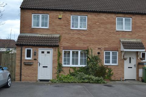 3 bedroom terraced house to rent, Emmendingen Avenue, Newark