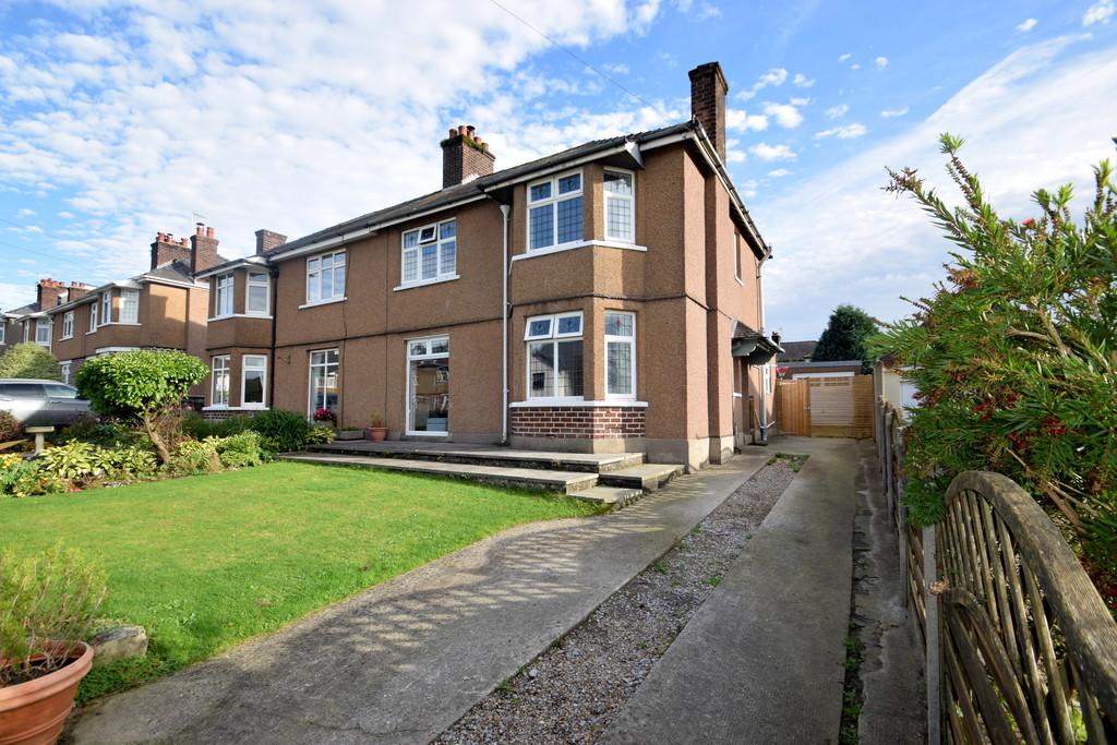 Newbridge Gardens, Bridgend County... 3 bed semidetached house £420,000