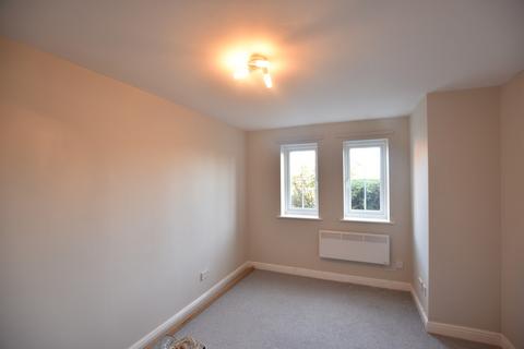 2 bedroom apartment to rent, Heathcote Close, Chester