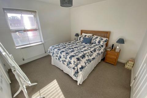 3 bedroom semi-detached house for sale - Drake Close, Saxmundham