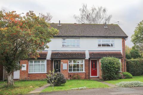 2 bedroom terraced house to rent, Kesteven Way, Wokingham