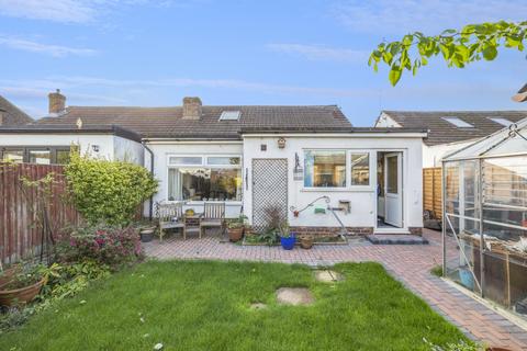 19 Lewis Road, Istead Rise, Gravesend, DA13 9JQ
