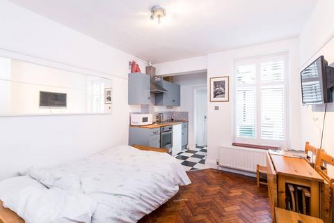 Rutherford Street, Westminster, London, SW1P