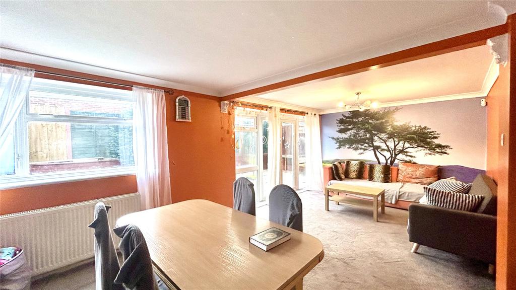 Westbourne Terrace, Reading... 3 bed detached house £400,000