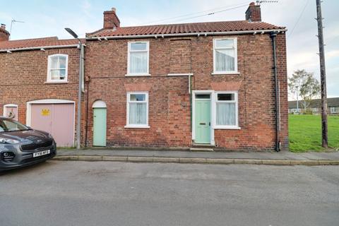 4 bedroom terraced house for sale - Lords Lane, Barrow-Upon-Humber