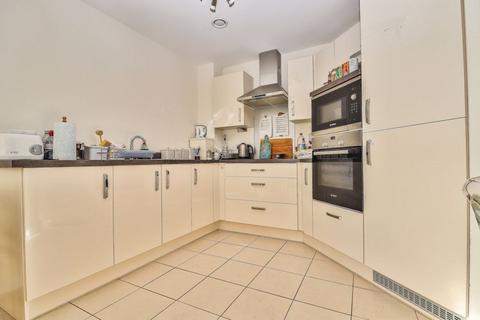 2 bedroom ground floor flat for sale - South Parade, Southsea