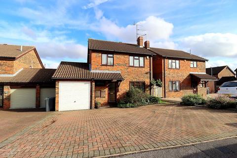 4 bedroom detached house for sale - Cubbington Close, Barton Hills, Luton, Bedfordshire, LU3 3XJ