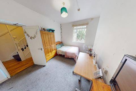 5 bedroom terraced house to rent, 29 Burford Road, Nottingham, NG7 6BB