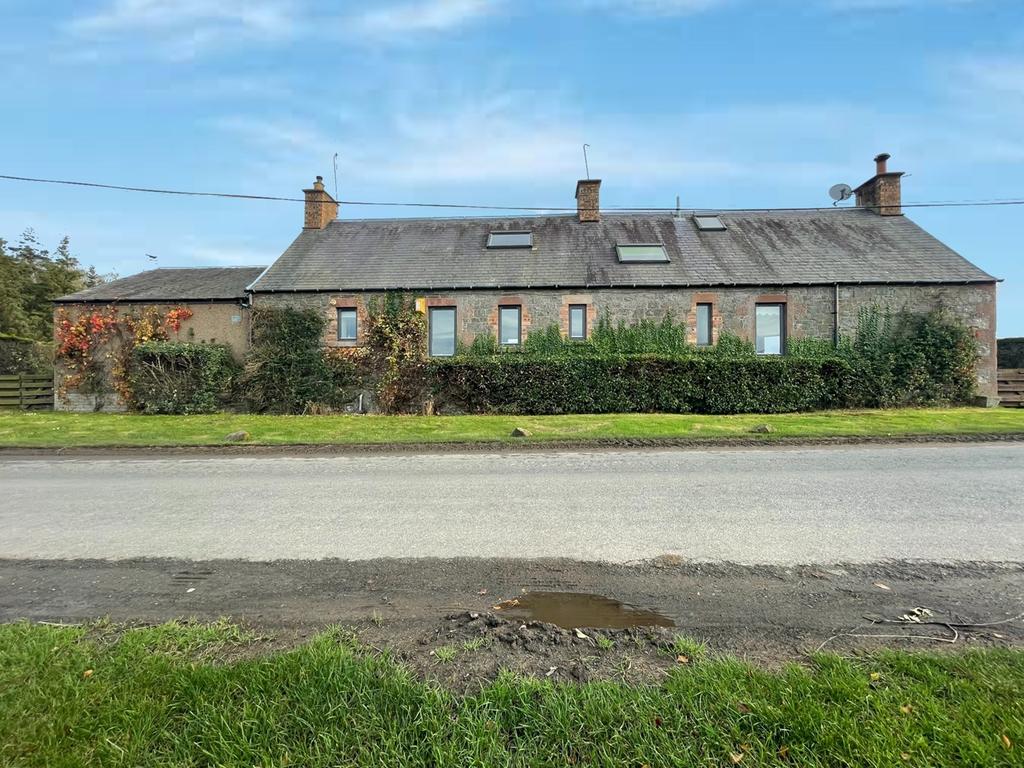 St Boswells, Melrose, TD6 3 bed cottage £825 pcm (£190 pw)